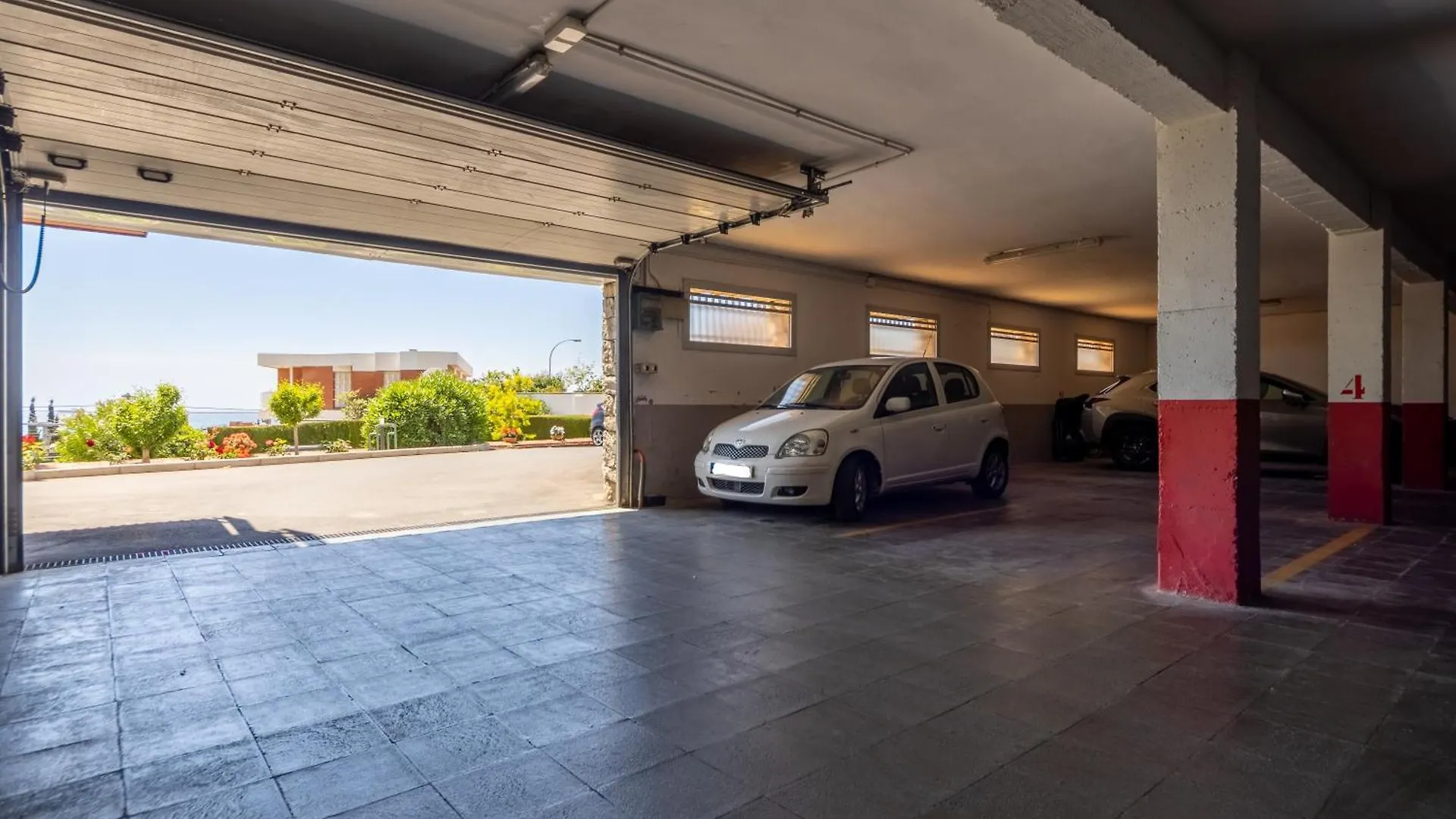 Verd I Blau - Apartament Amb Piscina Tarragona Apartmán